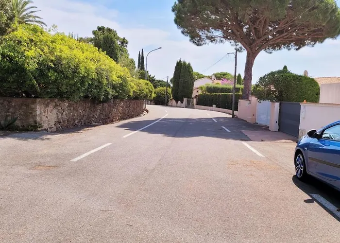 Provencale A Maxime, Golf De Saint Tropez