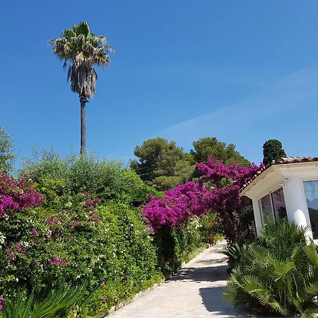 Provencale A Maxime, Golf De Saint Tropez סן-מקסים