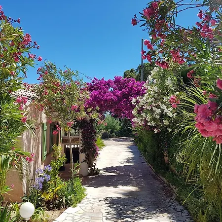 Provencale A Maxime, Golf De Saint Tropez סן-מקסים