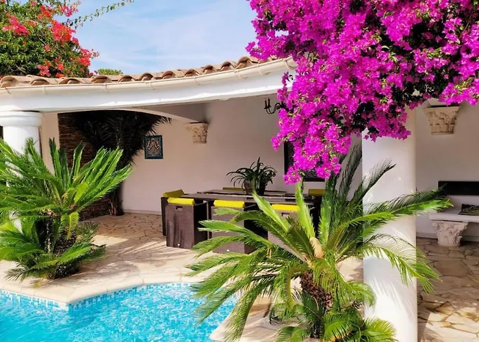 Provencale A Maxime, Golf De Saint Tropez